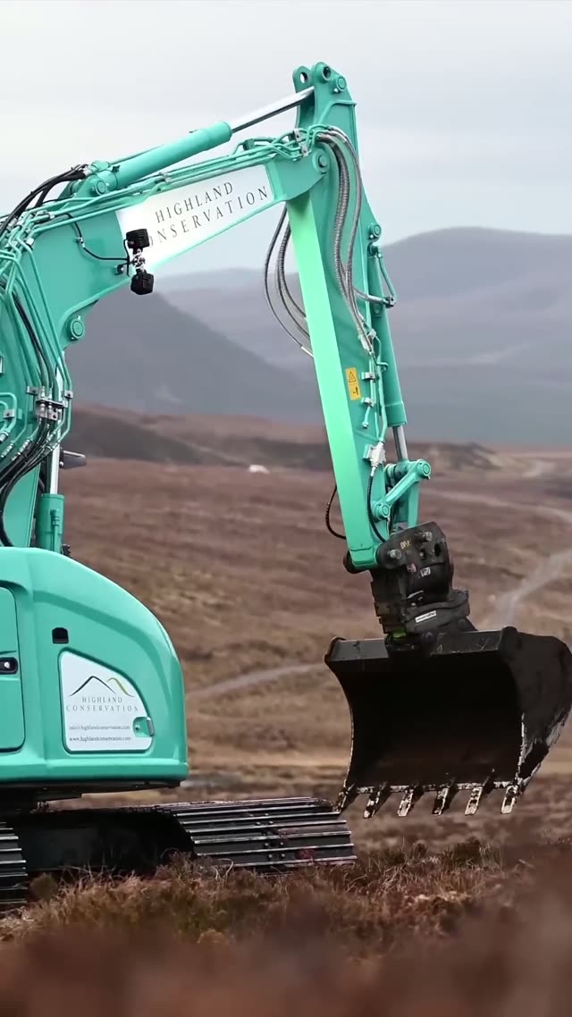 Kobelco SK75 display video thumbnail